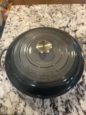 Le Creuset 024147272465 3.5 Quart Signature Braiser Oyster. New. With Defect See Listing