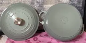 Le Creuset 024147285618 Enameled Cast Iron Signature Dutch Oven 6.75 Quart Sea Salt