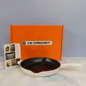 Le Creuset 024147294252 Classic Cast Iron 9 Inch Skillet White - New