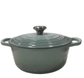 Le Creuset 024147304326 Signature Round Dutch Oven 5.5 Quart Sea Salt