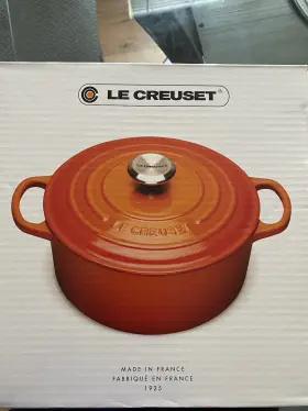 Le Creuset 024147312994 Signature Casserole/oven Cap. 4 1/2 Col. Artichaut
