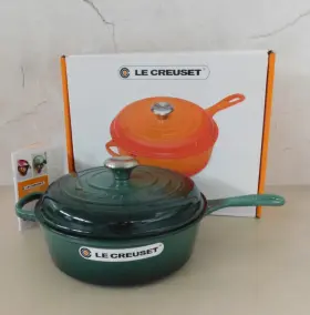 Le Creuset 024147335177 Signature Cast Iron 3.75 Quart Cassadou Artichaut - New