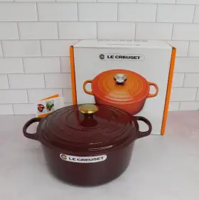21177028949051 Le Creuset Signature Cast Iron 7.25 Quart Round Dutch Oven Rhone - New
