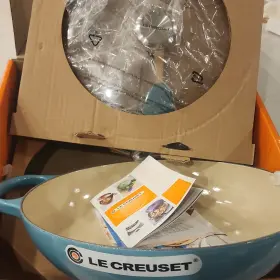02467 Le Creuset 26180 Signature Teal Cast Iron Casserole Pan 3.5 Quart With Lid And Spatula