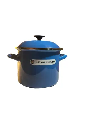 Le Creuset 630870349703 Enameled Steel 8 Quartstockpot Marseille Blue Very Lightly Used