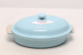 710071777010mxr Le Creuset Casserole Classic 27cm/1.7l Oval Dish With Lid Sky Blue