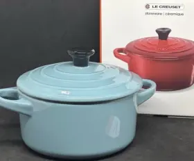 Le Creuset 843251109258 Petite Round Casserole Turquoise Blue 2 Cup Mini Coquette Nib