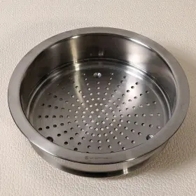 N19029 Le Creuset 9.5 Inch Stainless Steamer Insert For #24 Dutch Oven Or Other 24 Cm Diam