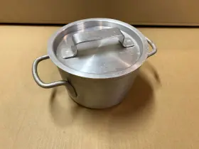 5391 Leyse Aluminum Pot 1.5 Quart #5391 With Lid