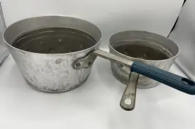 4342-1 Lincoln Wearever 4345-1 Lot Of 2 Wear-ever No 4345-1/2 And 4342-1/2 Quart Pots Made In Usa