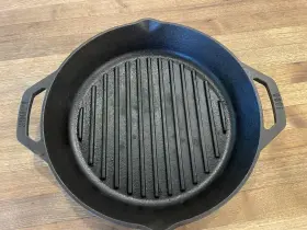 8gpl Lodge Cast Iron Grill Pan Dual Handles Pre-seasoned And Made In Usa 10