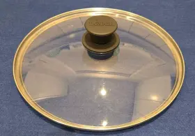 Gl10 Lodge 10.25 Inch Tempered Glass Lid With 400 Degree Silicone Knob