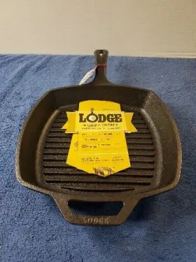 L8sgp3f4720 Lodge Pre-seasoned Cast Iron Grill Pan With Assist Handle 10.5 Inch Black