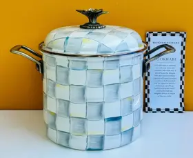 89254-540 Mackenzie-childs Sterling Check 7 Quart Stockpot Hand Painted. New