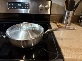 25924-41524 Made In Cookware 3 Quart Stainless Steel Saucier With Lid