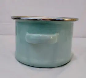 0271033 Martha Stewart Mini Dutch Oven With Lid Light Green Used