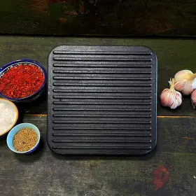 Maysternya Ukraine 823082542383 8.3 Inch Heavy Duty Cast Iron Square Grill Press Cooking Weight 7.8 Lb