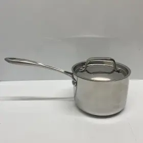 80116 Member S Mark 80116/193 Members Full Clad 1.5 Quart Sauce Pan -handle And Lid