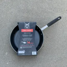 Members Mark 990303796 14 Inch Aluminum Nonstick Restaurant Fry Pan