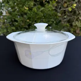 Aa038 Mikasa Fire And Ice Serenade Lavender White Casserole Dish 9.5x4 Inch Neorex Lid Japan