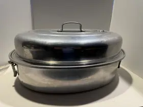 877m Mirro Heavy Duty Oval Aluminum Roaster Pan With Vented Lid And Rack 877 16 Inch L X 10 W