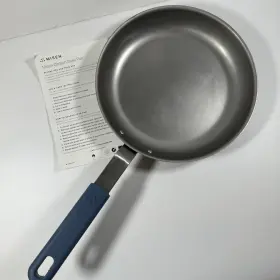 Mk-2212 Misen Carbon Steel Cooking Frying Pan Skillet 10 Inch Blue Handle Unseasoned