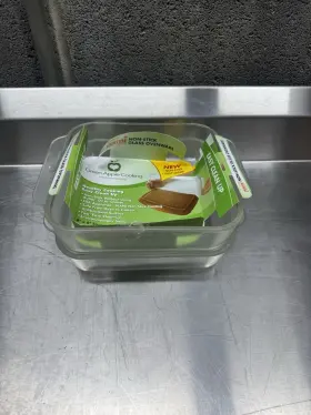 S8661 Nami Non-stick Glass Ovenware 2 Baking Dishes Green Apple Cooking 8 X