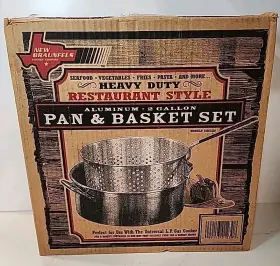10501230 New Braunfels Restaurant Style 2 Gallon Aluminum Pan And Basket Set #10501230