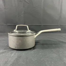 C10225 Ninja C10225/2421 Foodi Neverstick Essential 2 1/2- Quart Saucepan With Glass Lid Black
