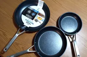 C63000 Ninja Food Neverstick Stainless 8-inch 10.25-inch 12-inch Fry Pan Set