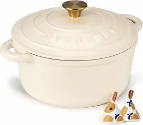 Nobrand 916146894406 Enameled Cast Iron Dutch Oven - 5.5 Quart With Lid Cookbook And Potholders White