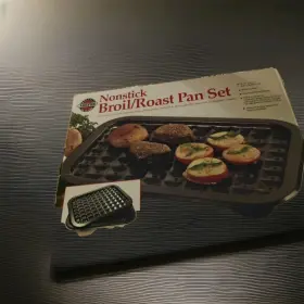 Norpro 028901046767 Broiler/ Roaster Pan Set For Oven - Nonstick Coated 16.5 Inch X 12 New