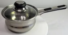 U2504412a Oneida Immaculate 1 Quart Saucepan Pot With Glass Lid 18/10 Stainless Steel Silver
