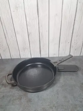Our Place 731946356080 Cast Iron Always Pan Dark Grey 10 Inch Skillet Rubber Handle Cover Pre Own