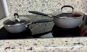 1228 Oxo 885837031348 Sauce Pans With Lids. 2qt/1.9l And 1qt/0.9l Tempered Glass Lids
