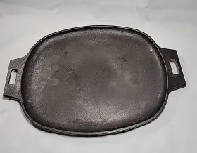 100369 Pampered Chef 10 Inch X 16 Cast Iron Sizzle Skillet- Item #100369