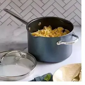 100734 Pampered Chef 4- Quart 3.8-l Brilliance Nonstick Sauce Pan With Lid - 145 Value