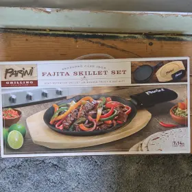 Inv00855 Parini Grilling Collection Seasoned Cast Iron Fajita Skillet Set With Trivet And Mi