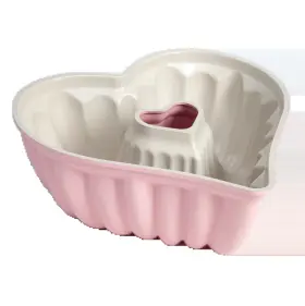 Paris Hilton 313051870868 Premium Nonstick Heart Shaped Fluted Pan Dishwasher Safe 9.5 Inch