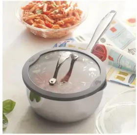 10614 Princess House Heritage Signature 1.75- Quart Nonstick Straining Saucepan