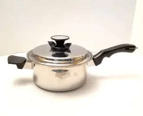 19-9-7p Pro-health Ultra 190907p Magnetic Induction Core 3 Quart Saucepan And Lid