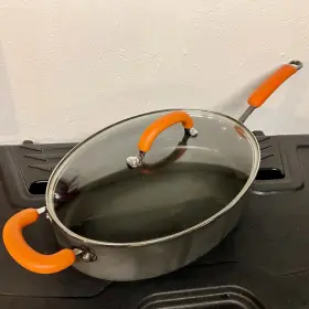 80123075ds Rachael Ray Rachel Durable Hard Anodized Nonstick 5 Quart / 4.7l Cooking Pot With Lid