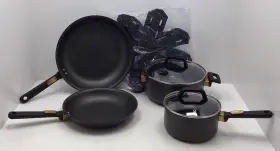 32174 Rocket Bklyn Steel Co. 8 Piece Nonstick Cookware Set Open Box