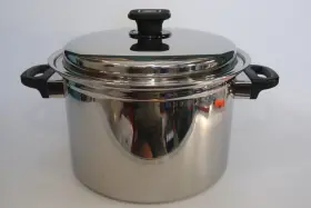 1257 Royal Buffalo Clad Series 9.5 Inch Stockpot Dutch Oven Roaster Pan With Lid Stainless