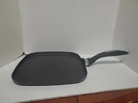 42001200 Scanpan Classic 11-inch Square Griddle