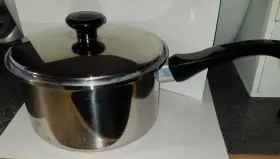 23037 Sears Vintage 3 Quart D8 Pot With Lid Stainless