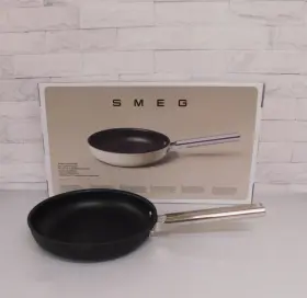Smeg 812895022087 Retro Nonstick 9.5 Inch Frypan Black - New