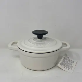 Smith & Clark 048552606257 And 1- Quart Enameled Cast Iron Dutch Oven With Lid Ivory White