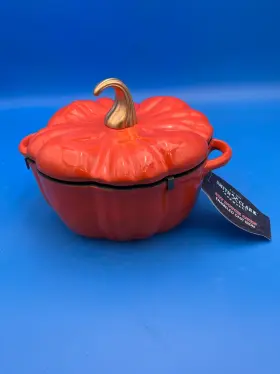 Smith Clark Ironworks 048552606097 Pumpkin - 4 Quart Dutch Oven New 100% For Charity