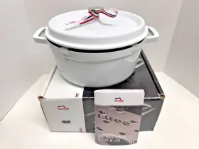 1102402 Staub Cocotte Round 4 Quart Enameled White Cast Iron Dutch Oven With Lid